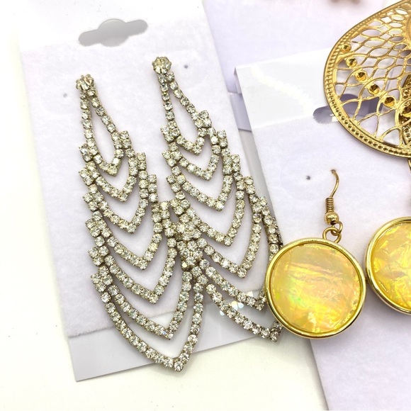 Fancy Fashion Earring Bundle of Four Pairs - Picture 6 of 7